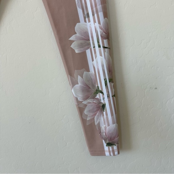 Blush Pink Floral Striped High Waisted Athletic Cycling Leggings Extra Small - Picture 9 of 12